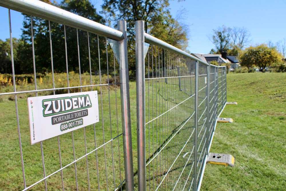 Rent a temporary fence for construction sites or events in New York & New Jersey